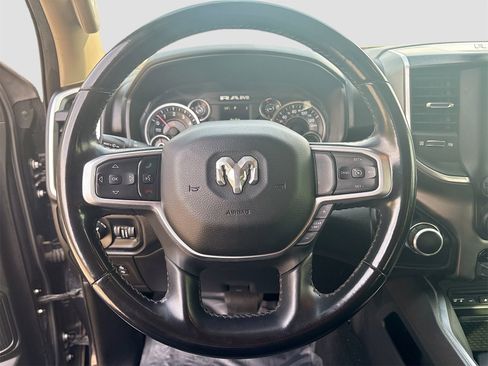 Used 2019 RAM 1500 Big Horn image 11