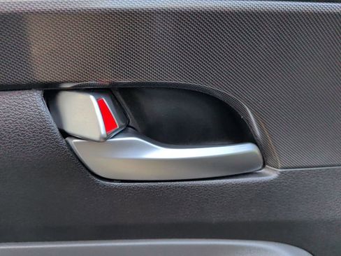 Used 2023 Hyundai Santa Fe Blue image 15