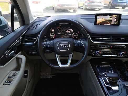 Used 2019 Audi Q7 3.0T Prestige w/ Prestige Package image 29