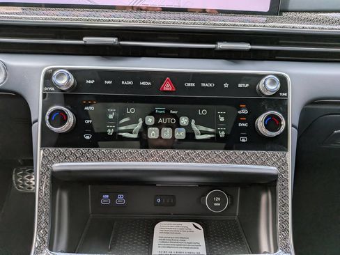 New 2026 Genesis GV80 3.5T e-SC AWD/4WD image 19