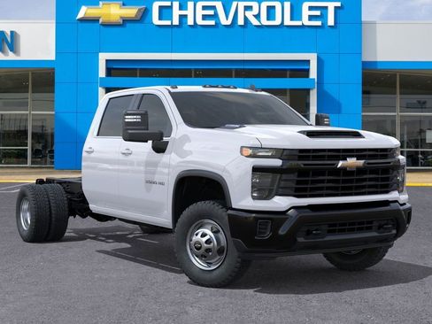 New 2026 Chevrolet Silverado 3500 W/T w/ WT Convenience Package AWD/4WD image 7