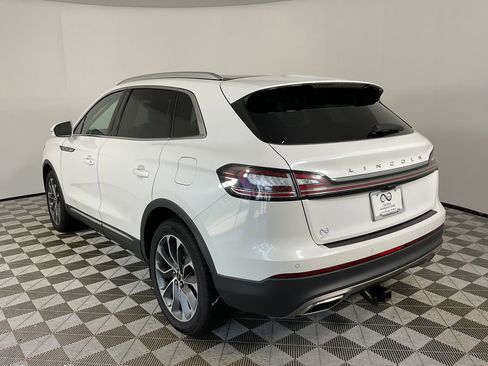 Used 2022 Lincoln Nautilus Reserve image 7