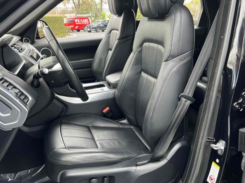 Used 2020 Land Rover Range Rover Sport SE AWD/4WD image 28