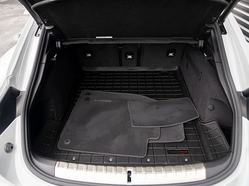 Certified 2023 Porsche Taycan GTS image 22