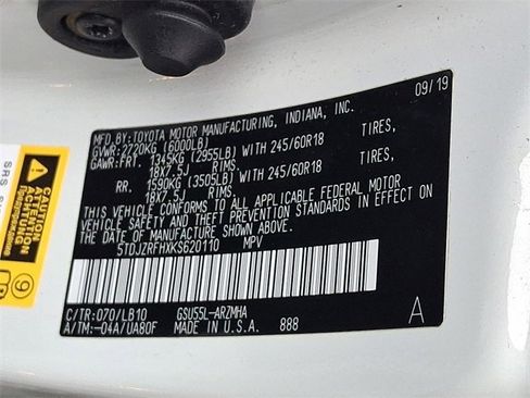 Used 2019 Toyota Highlander XLE image 25