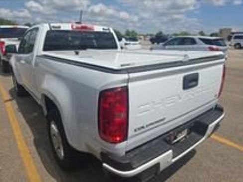 Used 2022 Chevrolet Colorado LT w/ Fleet Safety Package RWD image 17