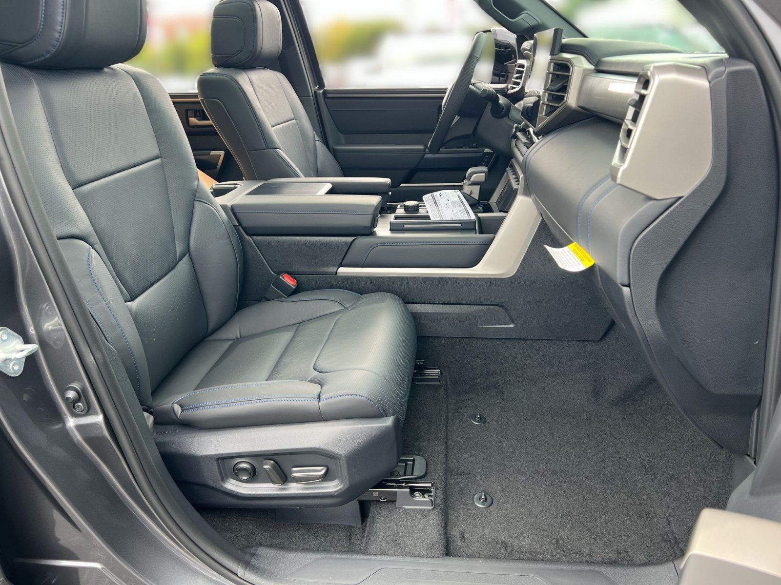 New 2026 Toyota Sequoia Platinum AWD/4WD image 25