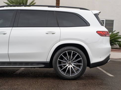 Used 2023 Mercedes-Benz GLS 450 4MATIC image 5