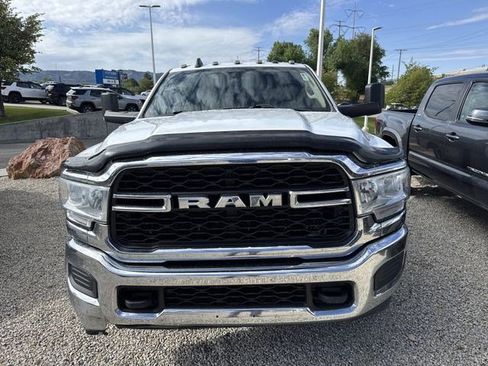 Used 2020 RAM 3500 Tradesman w/ Chrome Appearance Group AWD/4WD image 5