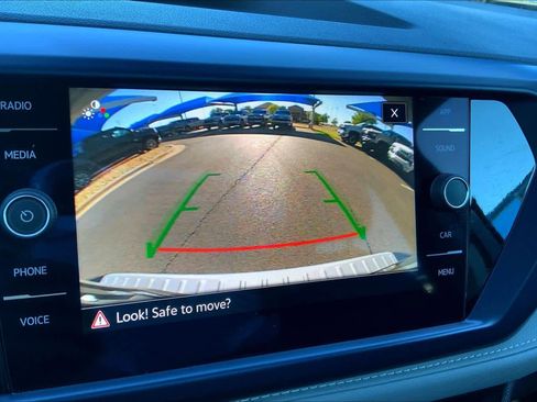 Used 2023 Volkswagen Taos SE image 27