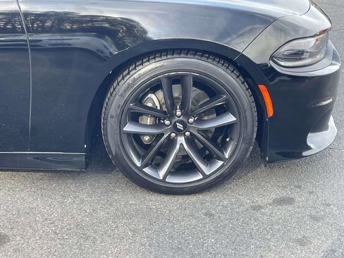 Used 2019 Dodge Charger GT w/ Plus Group image 13