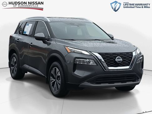Used 2023 Nissan Rogue SV w/ SV Premium B Package image 1