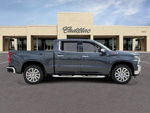 Used 2019 Chevrolet Silverado 1500 LTZ w/ LTZ Plus Package AWD/4WD image 4