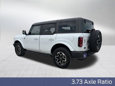 Used 2024 Ford Bronco Outer Banks AWD/4WD image 9