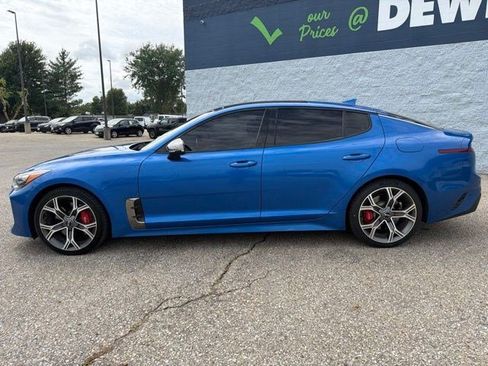 Used 2020 Kia Stinger GT2 AWD/4WD image 2