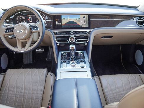 Certified 2023 Bentley Flying Spur W12 image 33