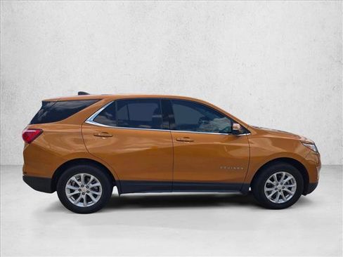 Used 2018 Chevrolet Equinox LT AWD/4WD image 4