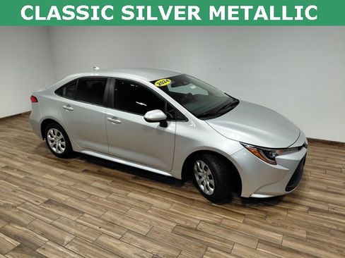 Used 2024 Toyota Corolla LE image 6