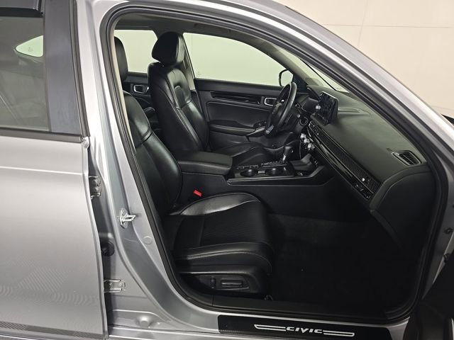 Used 2024 Honda Civic Touring image 16