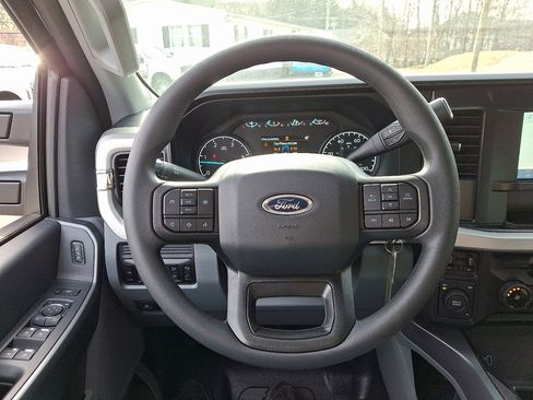 New 2026 Ford F350 XLT w/ XLT Value Package AWD/4WD image 9