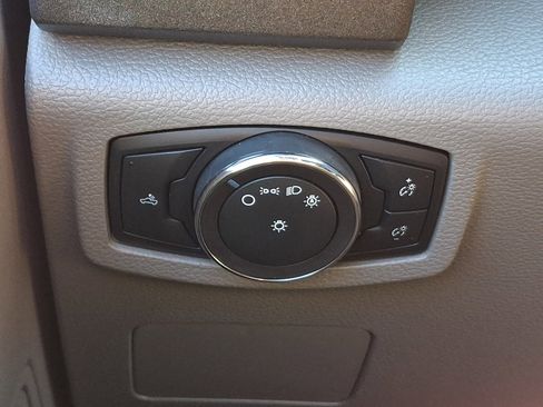 Certified 2022 Ford F250 XL w/ STX Appearance Package image 22