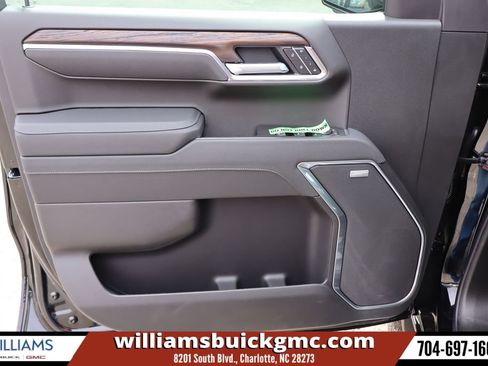 New 2026 GMC Sierra 1500 SLT w/ SLT Premium Plus Package AWD/4WD image 13