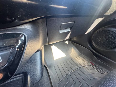 Used 2020 Toyota Prius LE w/ Carpet Mat Package AWD/4WD image 19