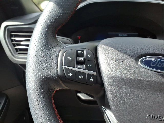 Certified 2024 Ford Escape ST-Line w/ Tech Pack #1 AWD/4WD image 14