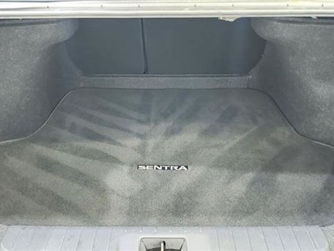 Certified 2025 Nissan Sentra SV FWD image 27