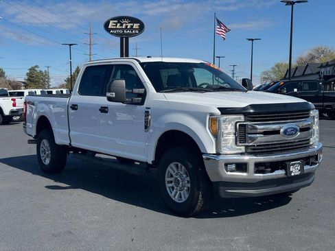 Used 2017 Ford F250 XLT w/ XLT Value Package AWD/4WD image 3