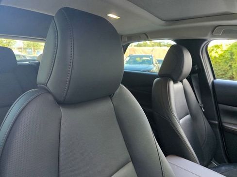 Used 2024 MAZDA CX-30 2.5 Turbo w/ Premium Package image 13