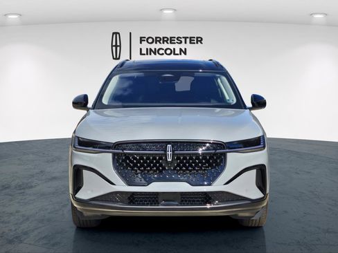 New 2026 Lincoln Nautilus Reserve w/ Jet Appearance Package image 8