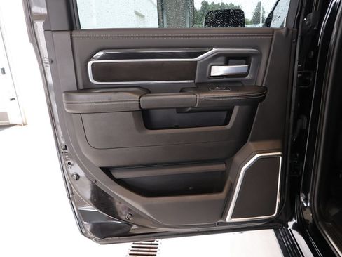 Used 2022 RAM 2500 Laramie AWD/4WD image 26