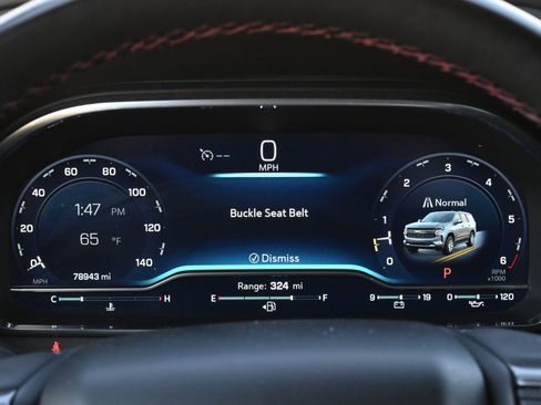 Used 2024 Chevrolet Suburban RST image 11