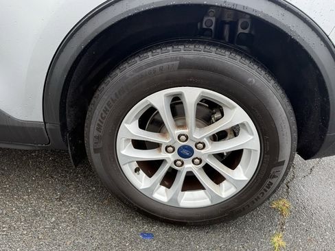 Used 2022 Ford Escape SE w/ Convenience Package image 12