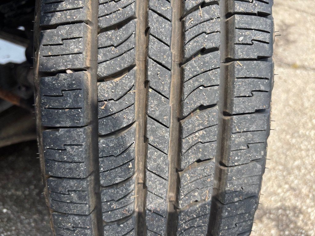 Used 2012 Jeep Liberty Sport RWD image 16
