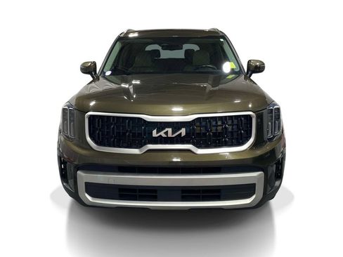 Used 2024 Kia Telluride EX w/ EX Captain's Chair Package AWD/4WD image 6