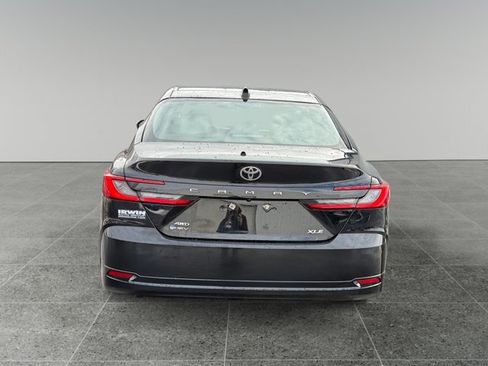 Used 2025 Toyota Camry XSE image 4