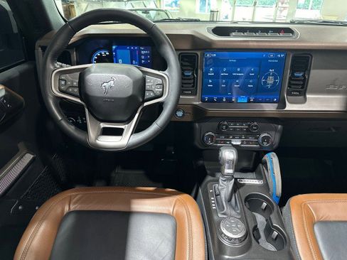 Used 2022 Ford Bronco Outer Banks w/ Sasquatch Package AWD/4WD image 50