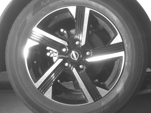 Used 2025 Nissan Sentra SV image 15