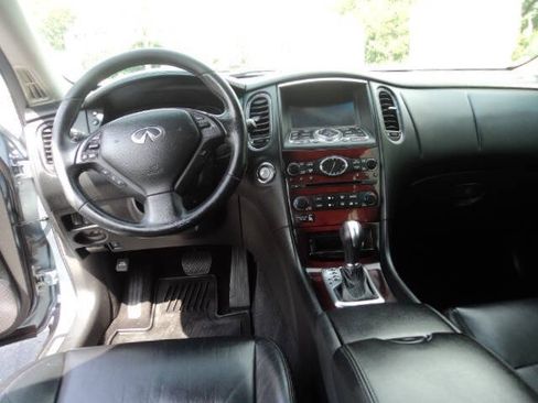 Used 2016 INFINITI QX50 AWD image 8