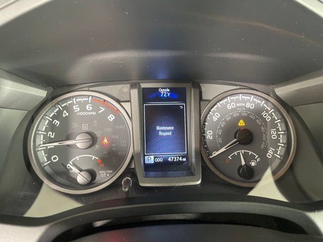 Used 2023 Toyota Tacoma TRD Off-Road w/ Black Out Package (TMS) AWD/4WD image 26