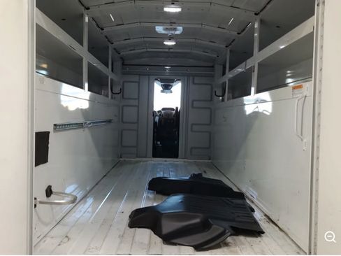 Used 2019 Ford Transit 350 138 w/ Interior Upgrade Package RWD image 4