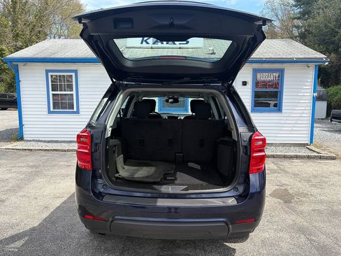 Used 2017 Chevrolet Equinox LS FWD image 6