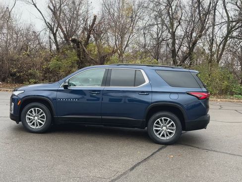 Certified 2023 Chevrolet Traverse LT image 6