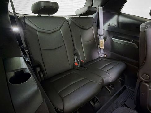 Certified 2025 Cadillac XT6 Sport w/ LPO, Floor Liner Package AWD/4WD image 25