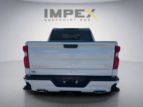 New 2026 Chevrolet Silverado 1500 High Country w/ Technology Package AWD/4WD image 4
