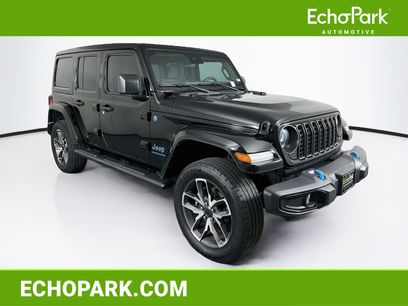 Used 2024 Jeep Wrangler Unlimited w/ Technology Group