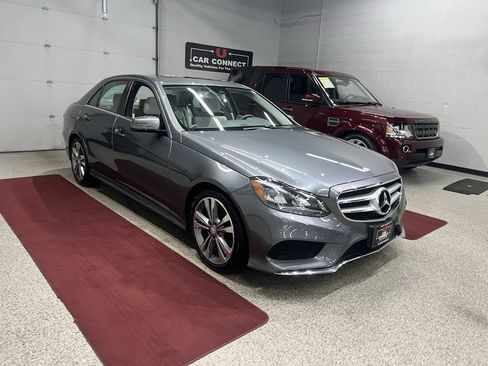 Used 2016 Mercedes-Benz E 350 4MATIC Sedan image 10