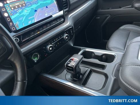 Used 2022 GMC Sierra 1500 SLT w/ SLT Convenience Package image 37